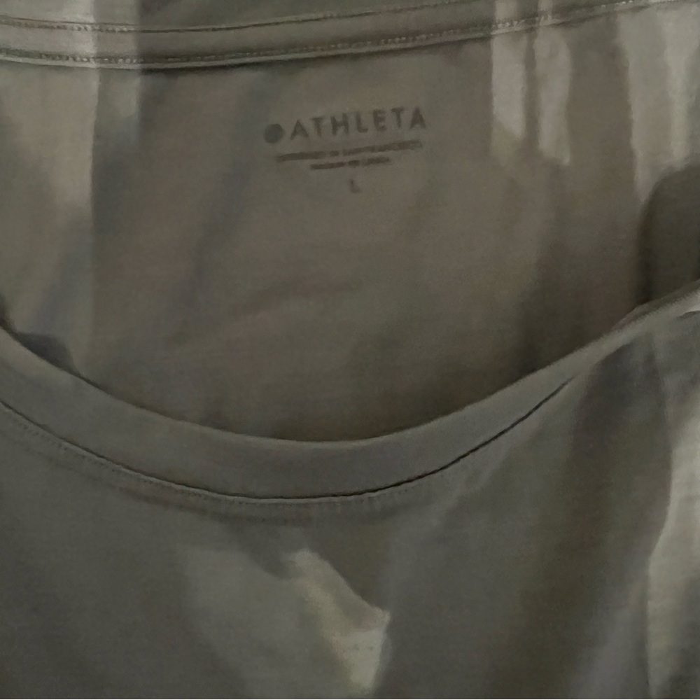 Athleta green top large